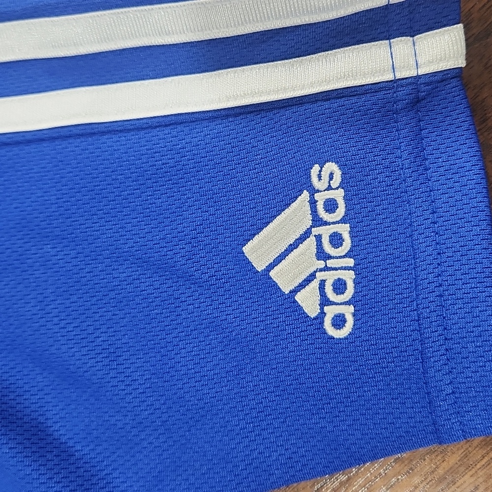 🆕️ Adidas 3 Stripe Shorts - Picture 4 of 4